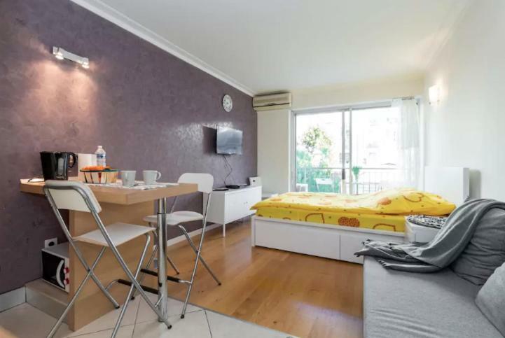 Quiet Studio With A Big Balcony Nice Bagian luar foto